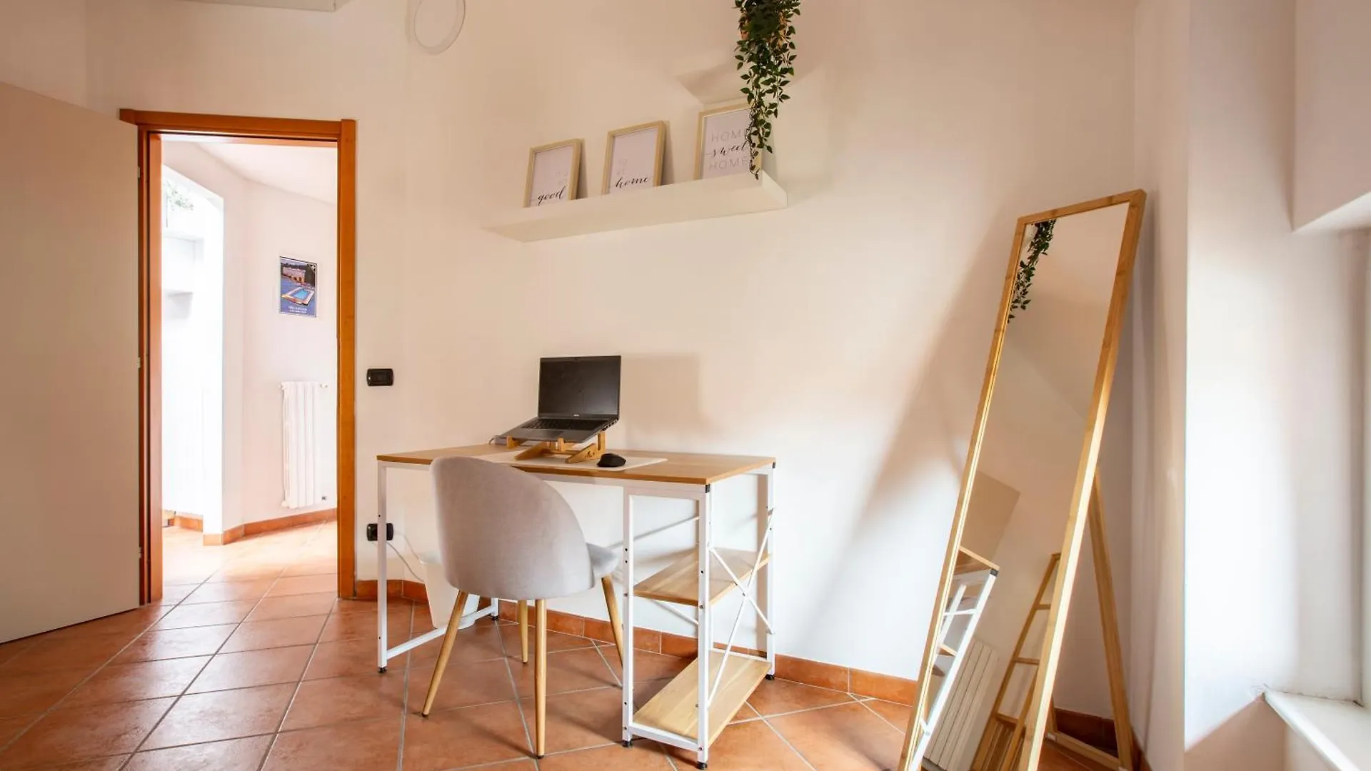 דירות קומו Modern & Minimalist Flat -4People- Fully Equipped איטליה