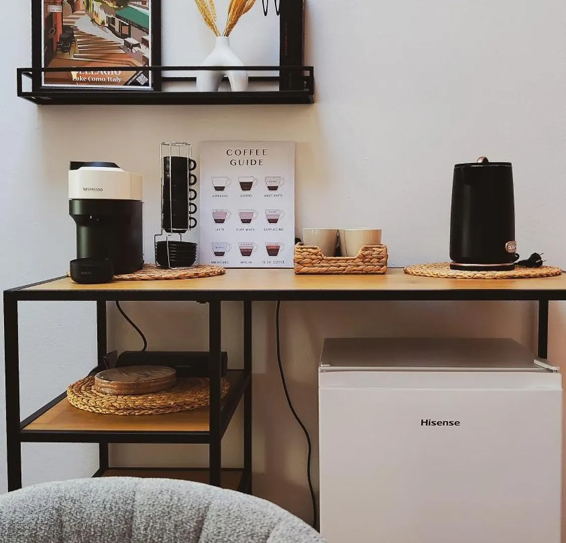 דירות קומו Modern & Minimalist Flat -4People- Fully Equipped 0*,