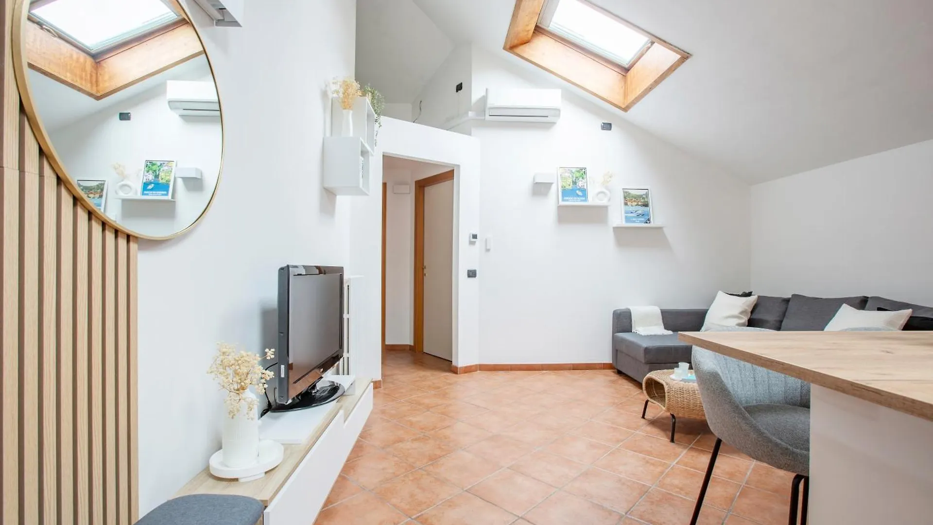 דירות קומו Modern & Minimalist Flat -4People- Fully Equipped איטליה