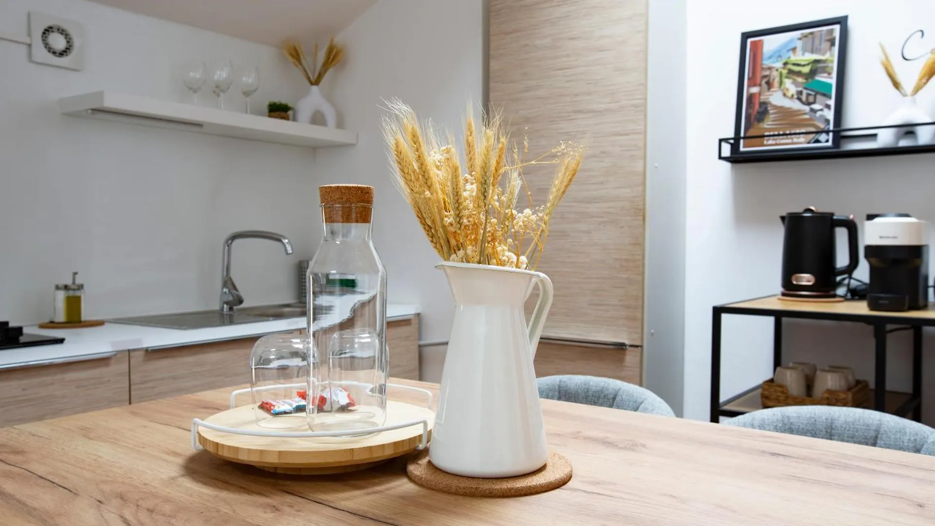 Modern & Minimalist Flat -4People- Fully Equipped Διαμέρισμα Όπως 0*,